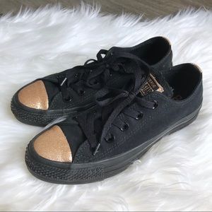 glitter toe converse